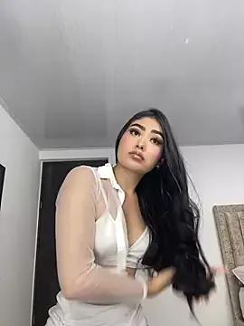 EmiilyEvans_ from StripChat