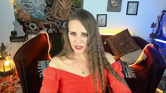 EmiliaBedy from StripChat is Freechat