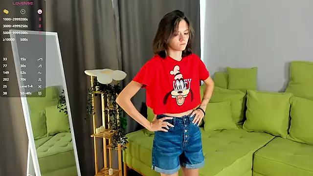 EmilieStohrer from StripChat is Freechat