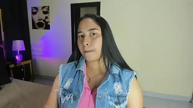 EmiliWilliams from StripChat is Freechat