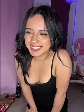 Emily-14 from StripChat is Freechat