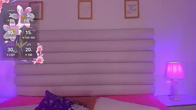Girls: try live performances with matured performers, from dancing to quirks, in a variety of beautiful sex cams.