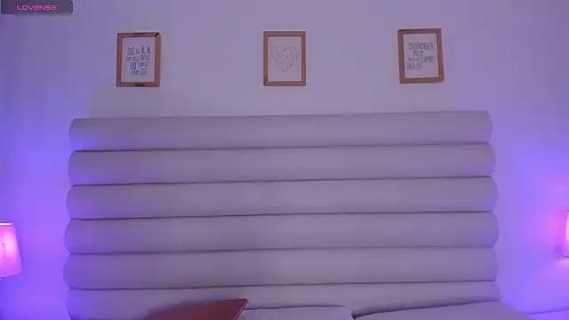 Girls: try live performances with matured performers, from dancing to quirks, in a variety of beautiful sex cams.