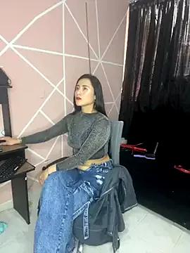 Emily_Slave28 from StripChat is Freechat