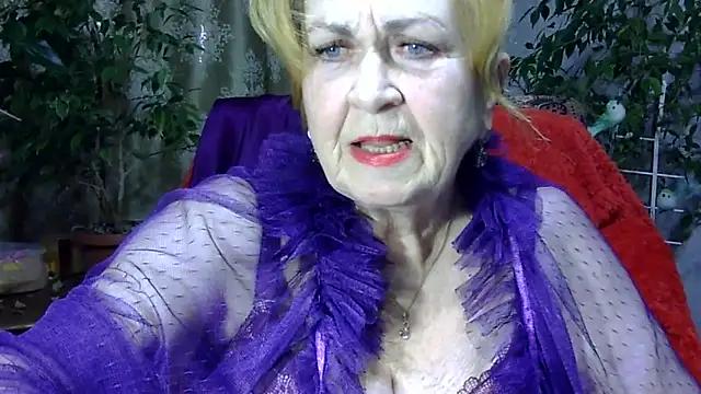 Emma52610 from StripChat