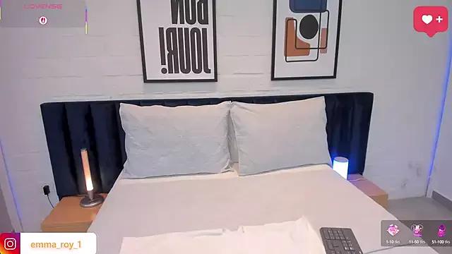 Emma__Roy from StripChat