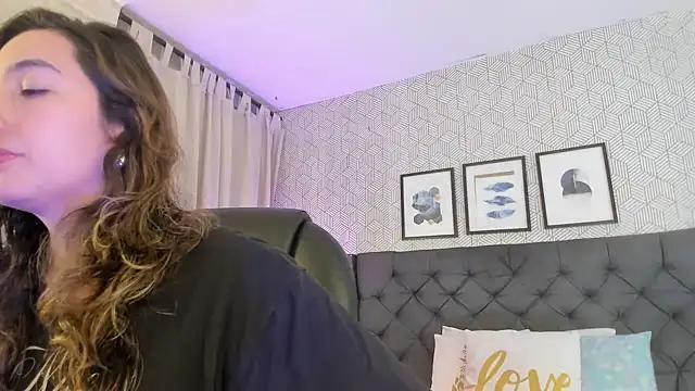 emma__smith1 from StripChat