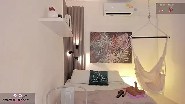 emma_alice_ from StripChat