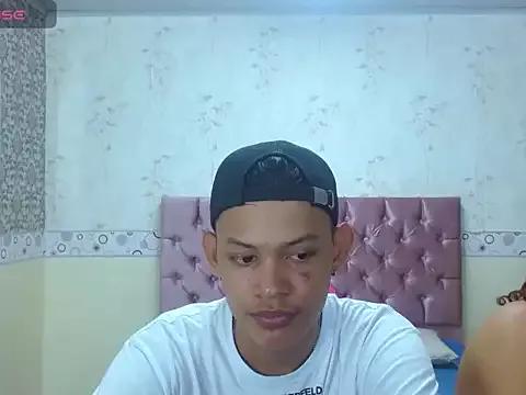 Emma_AndAlex from StripChat