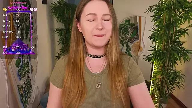 Emma_B1uem from StripChat