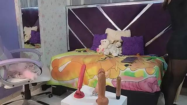 Girls: try live performances with matured performers, from dancing to quirks, in a variety of beautiful sex cams.