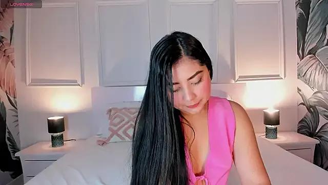 Emma_so_Love from StripChat