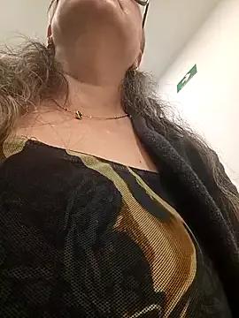 emma_tour from StripChat