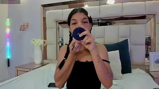 emma_waltonn from StripChat