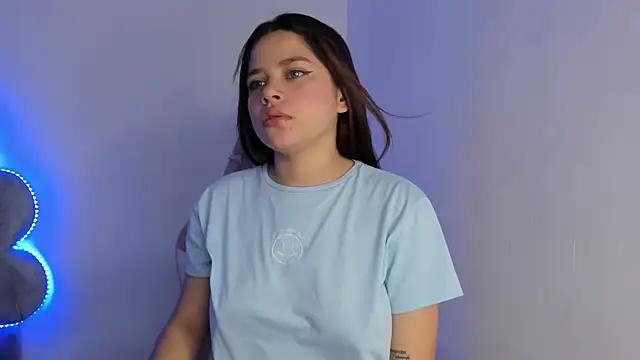 EmmaClarck from StripChat