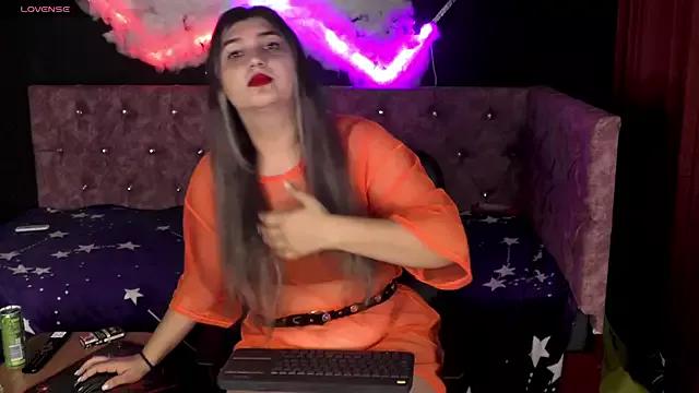 EmmaLuce from StripChat