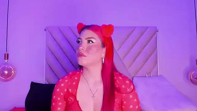 EmmaSwift_ from StripChat