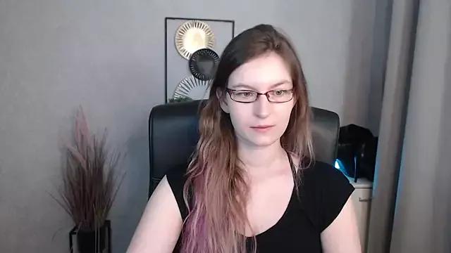 emmaxDelight from StripChat