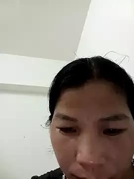 EmMay123 from StripChat