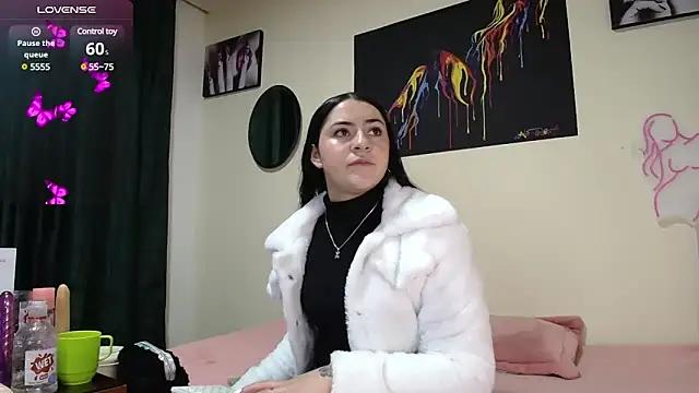 Emmie_Hot from StripChat