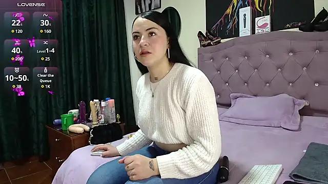 Emmie_Hot from StripChat