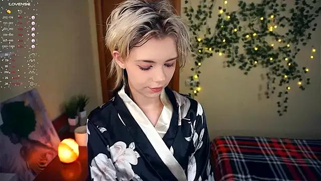 EngelAlman from StripChat