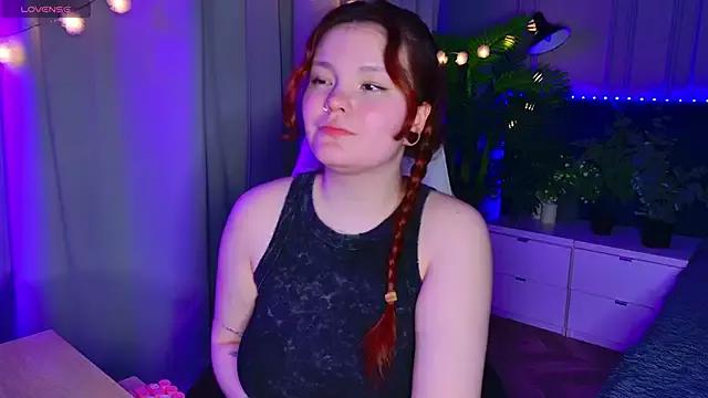 EnnySunrise from StripChat