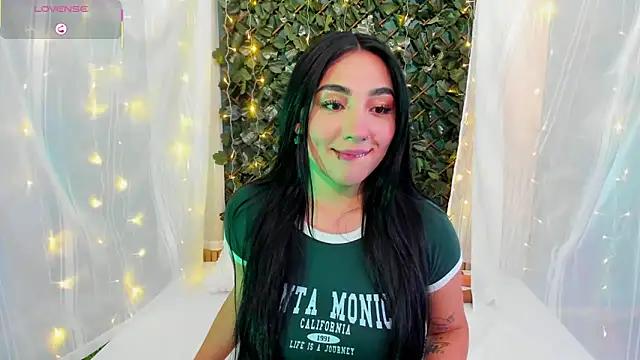 Enyel_valmina from StripChat