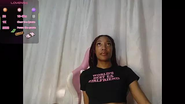 esmeralda-bk from StripChat