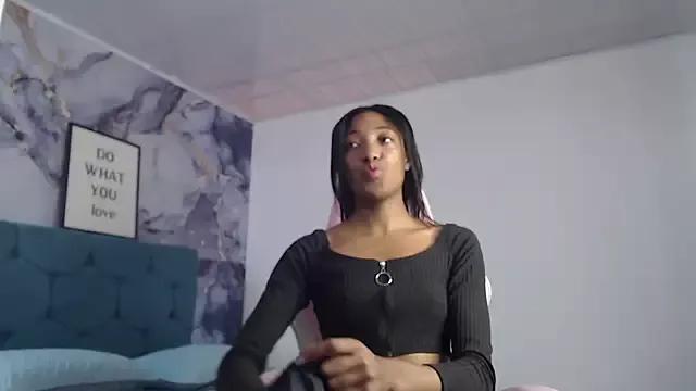 esmeralda-bk from StripChat