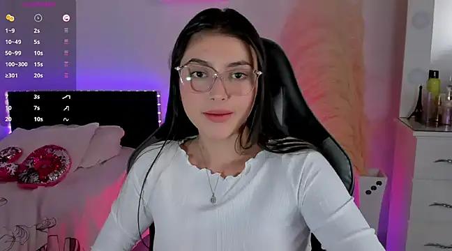 esmeralda_colllins from StripChat