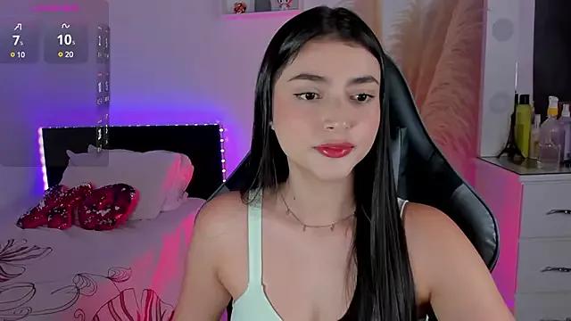 esmeralda_colllins from StripChat