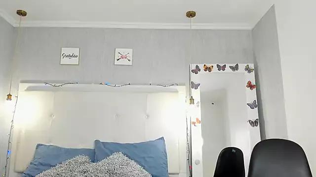 EsmeraldaNyx from StripChat