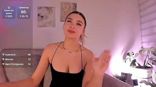 Girls: try live performances with matured performers, from dancing to quirks, in a variety of beautiful sex cams.
