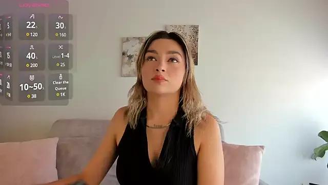 Estrer_collins from StripChat is Freechat