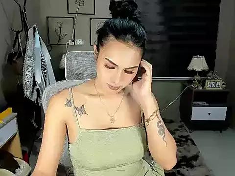 EternityBanks from StripChat