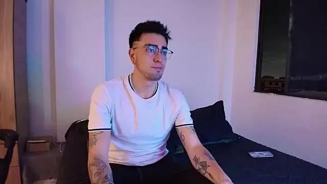 EthanLace from StripChat is Freechat