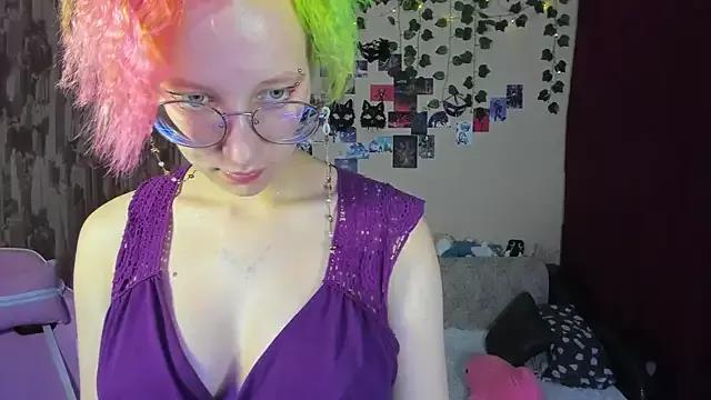 Eva_Lilac from StripChat is Freechat