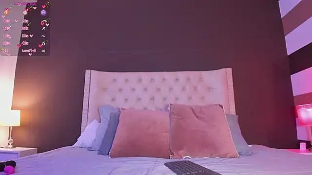 Evaa_Lunna_ from StripChat