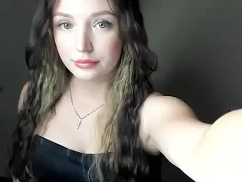 EvaaMillerr99 from StripChat