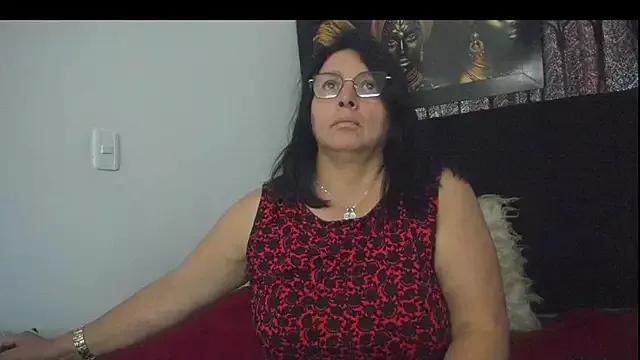 Evaaross_2345 from StripChat