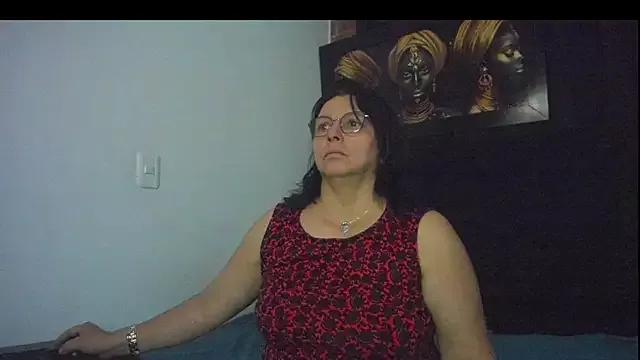 Evaaross_2345 from StripChat
