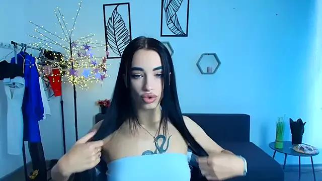 EvaMelnik from StripChat is Freechat