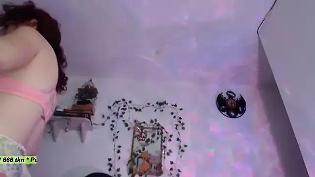 Eve_Blue77 from StripChat