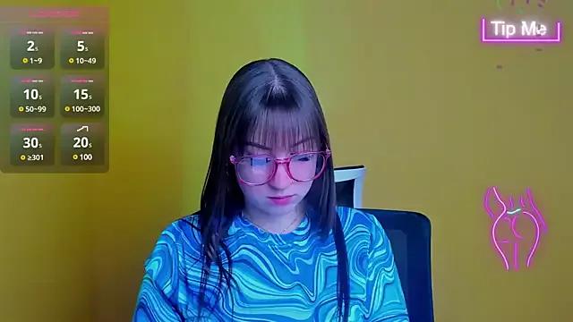 Evelina_GG from StripChat