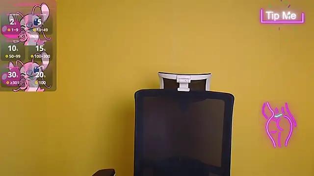 Evelina_GG from StripChat