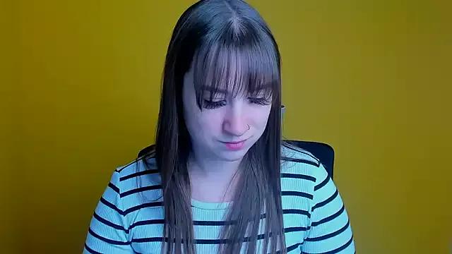 Evelina_GG from StripChat is Freechat