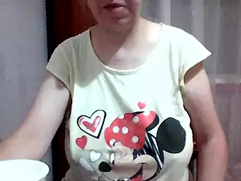 EvelinaRose from StripChat