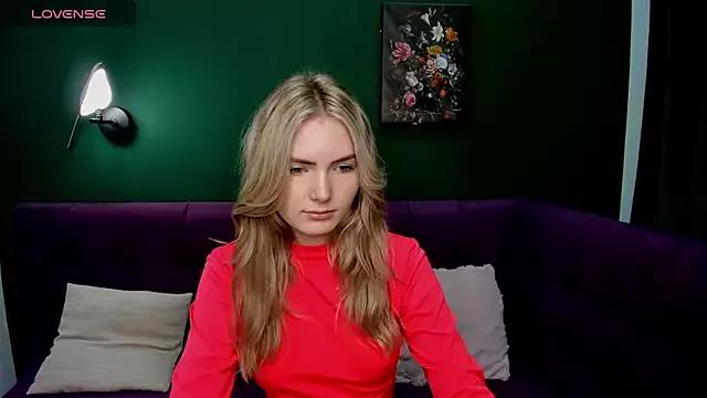 EvelineAmore from StripChat