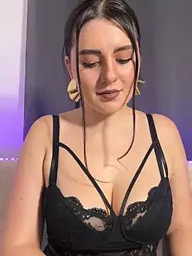 Evelyn___Sweet from StripChat